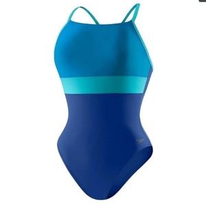 Speedo color block one piece size 8, Atlantic blue